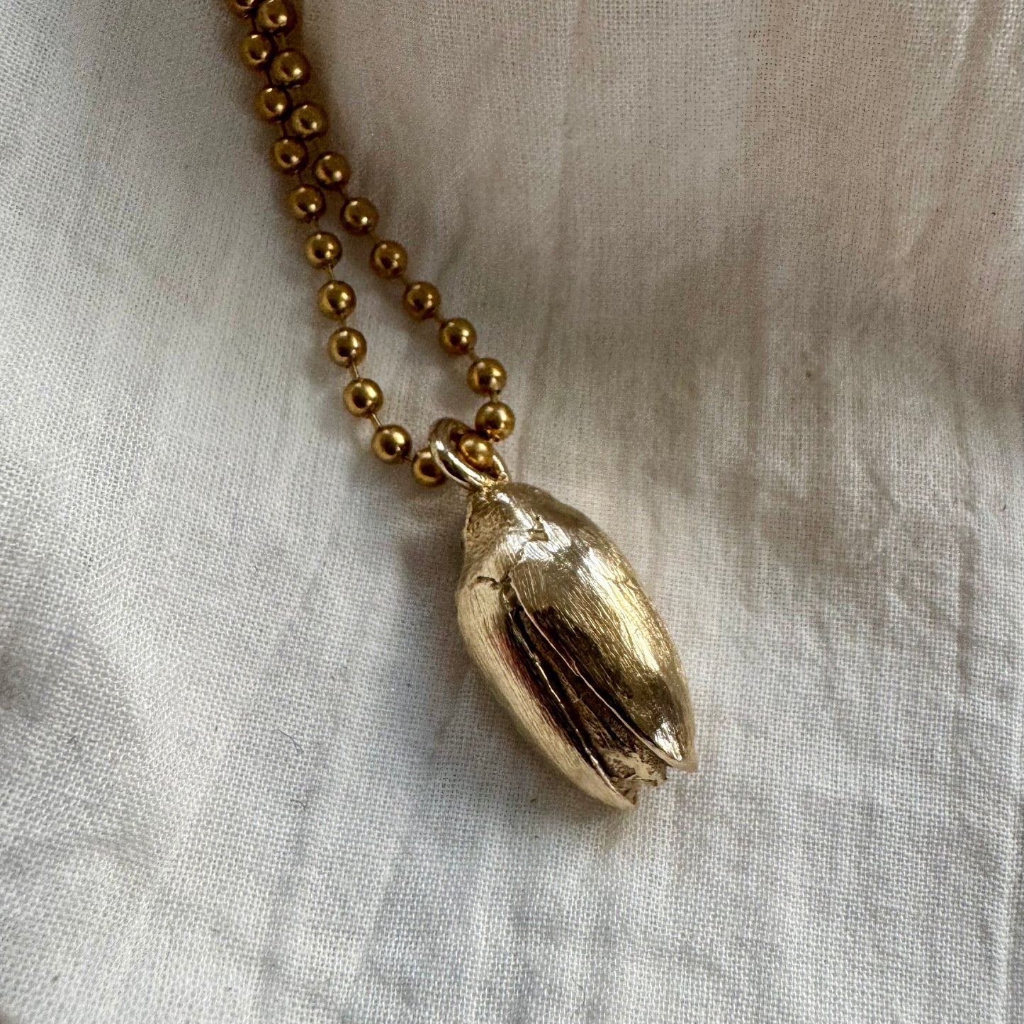 PISTACHIO PENDANT