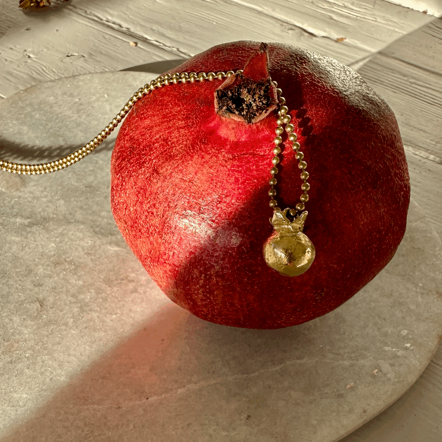 POMEGRANATE PENDANT – ALBA Jewellery