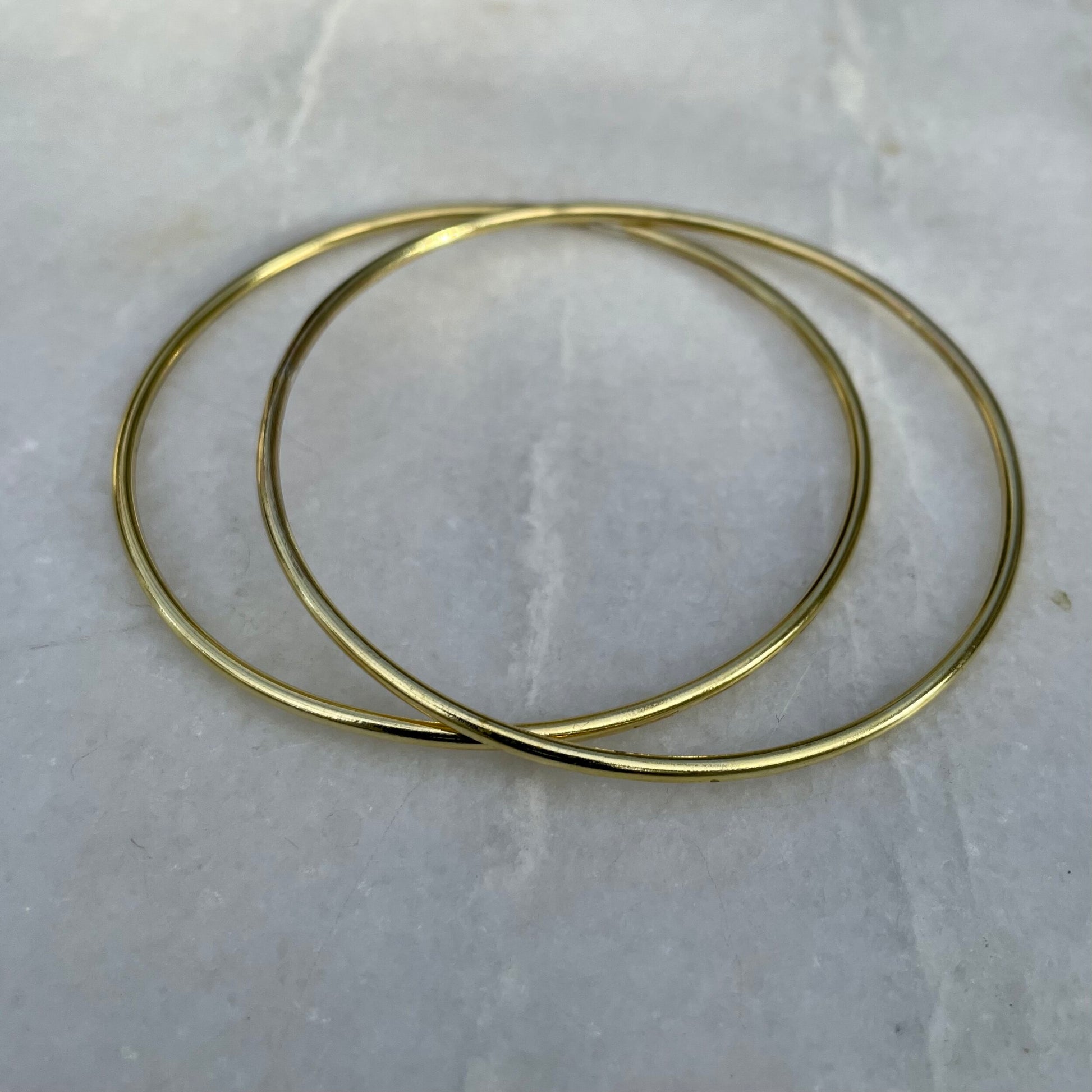 Plain Bangle: a handmade strong and sturdy but pretty bangle.